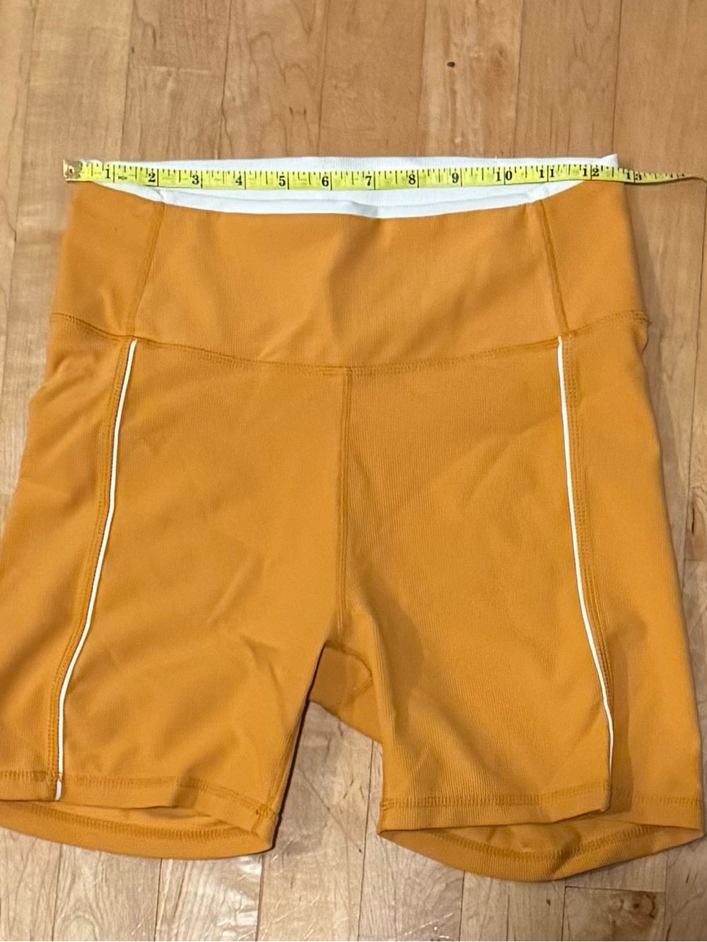 Wilo The Label Biker Shorts - Picture 2 of 5